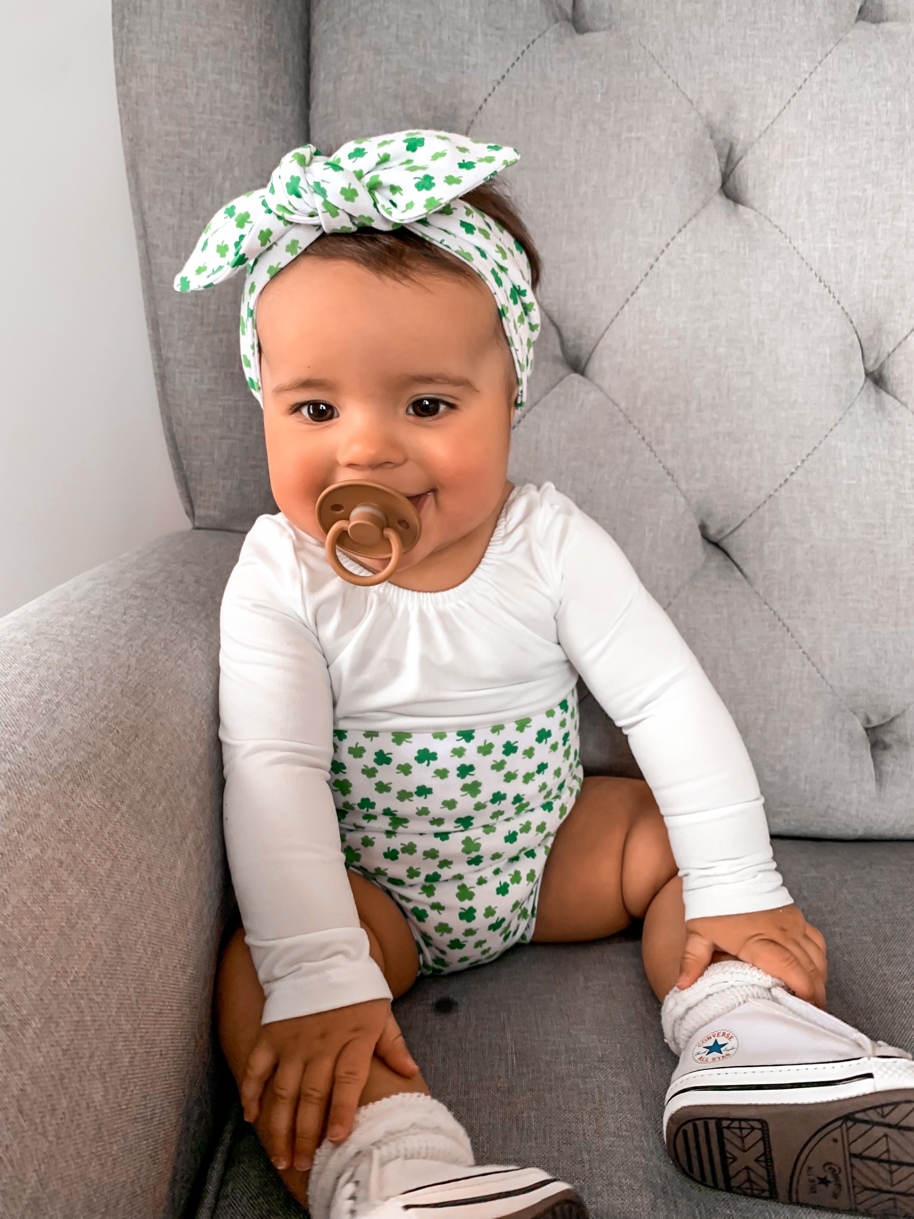 Dainty Shamrocks Bummies