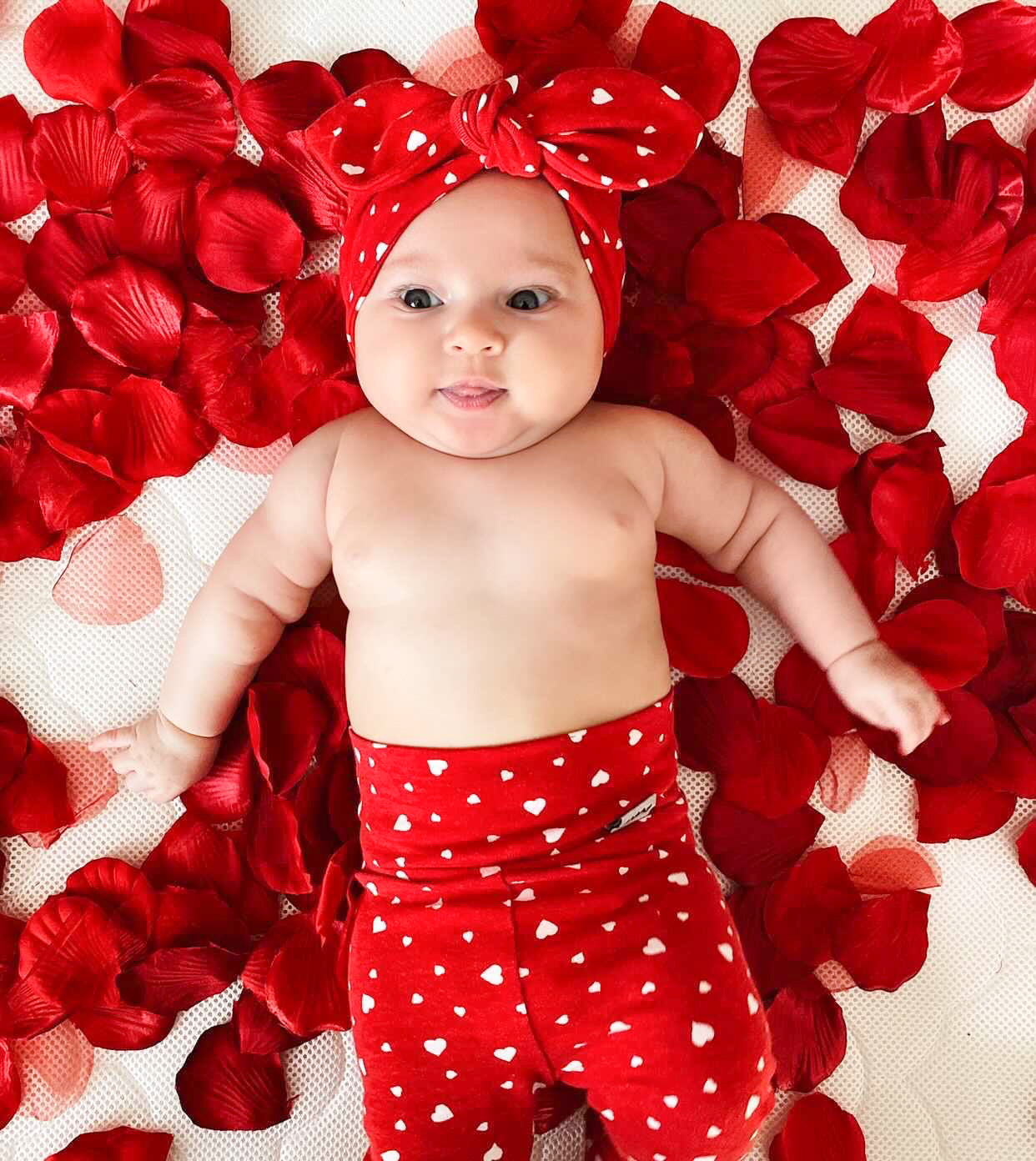 White Dainty Heart on Red Leggings