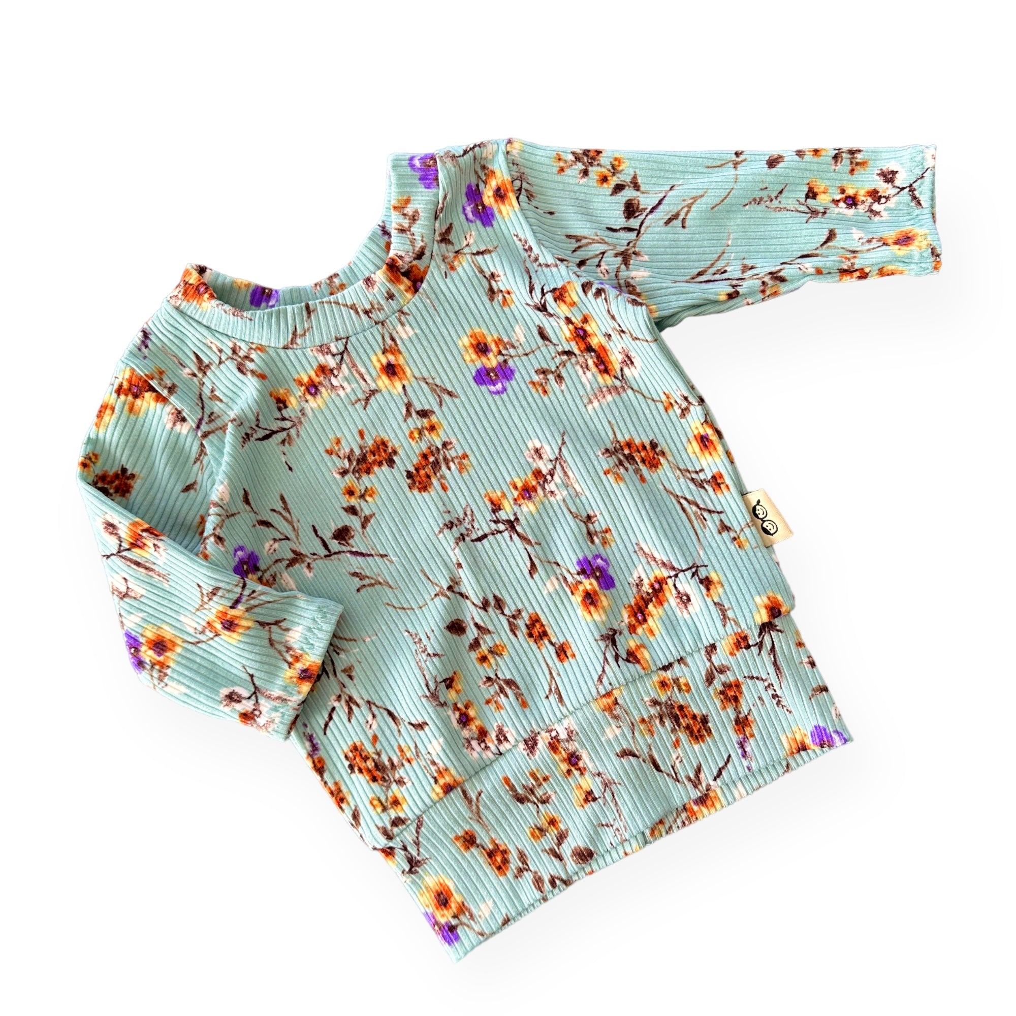 Dried Floral on Sage Ribbed Lounge Set