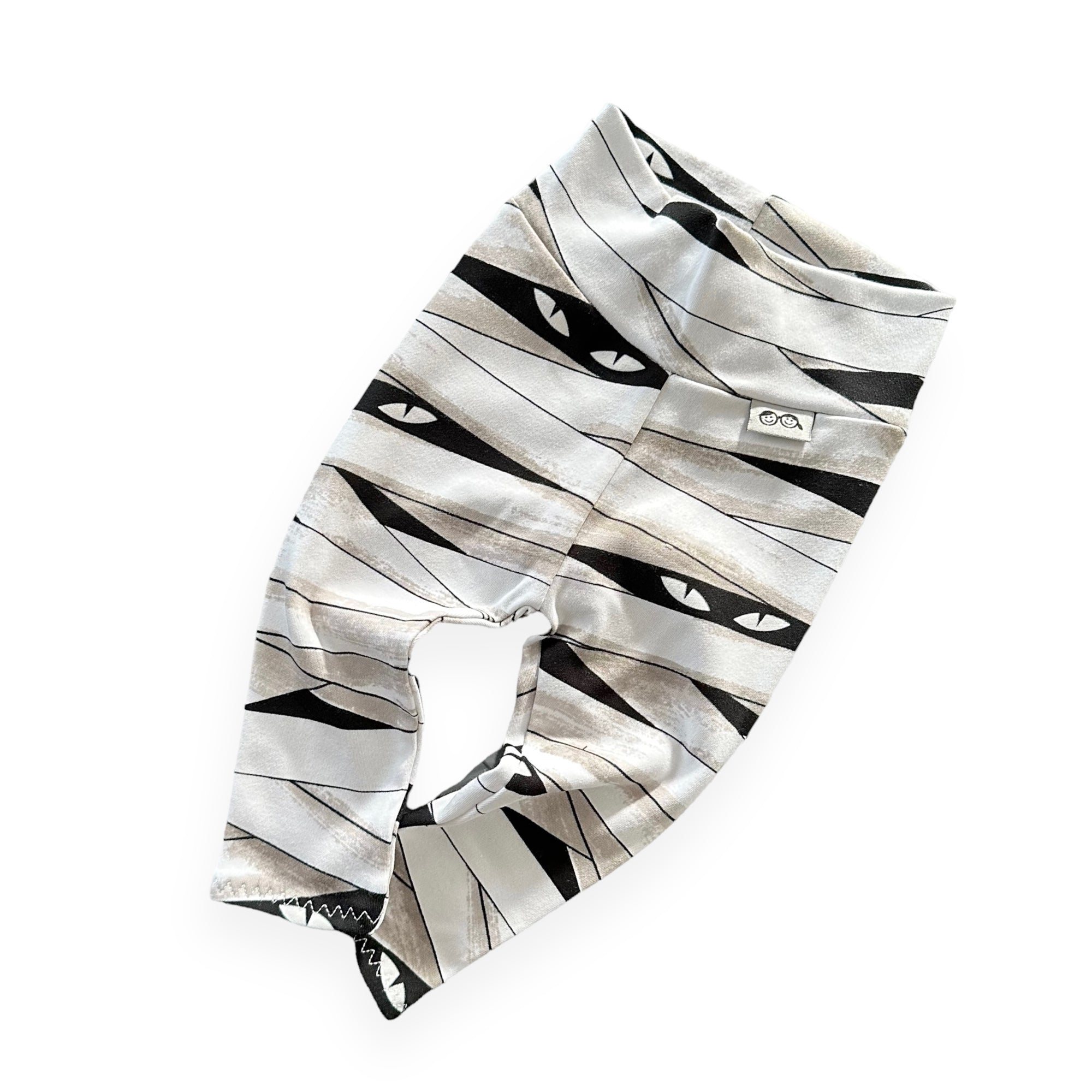 White Mummy Lounge Set