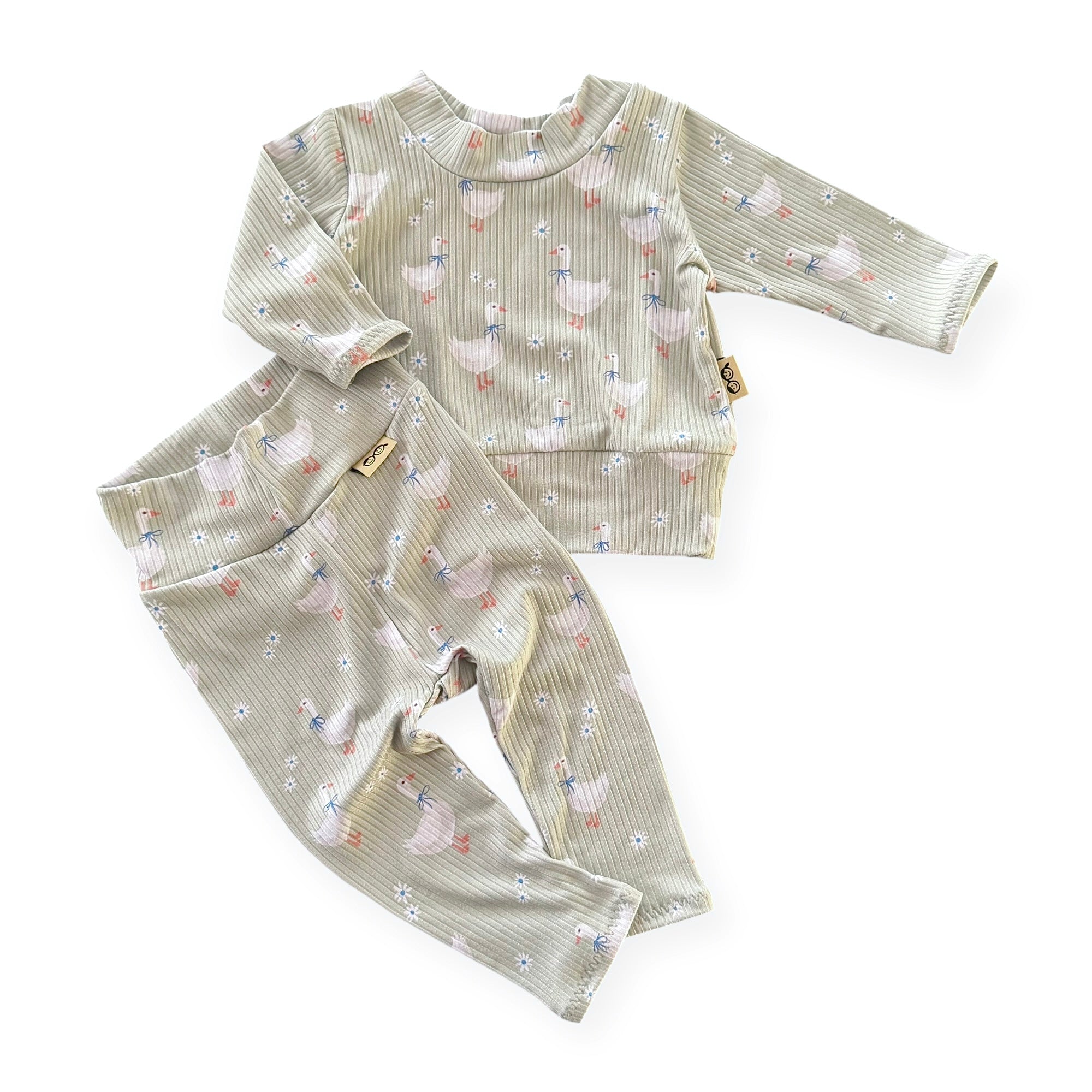 Blue Ribbon Geese Ribbed Lounge Set