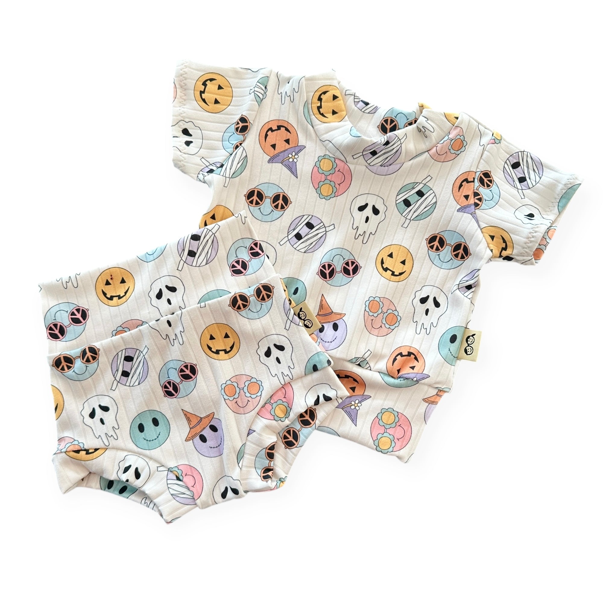 Smiley Spooks Summer Lounge Set