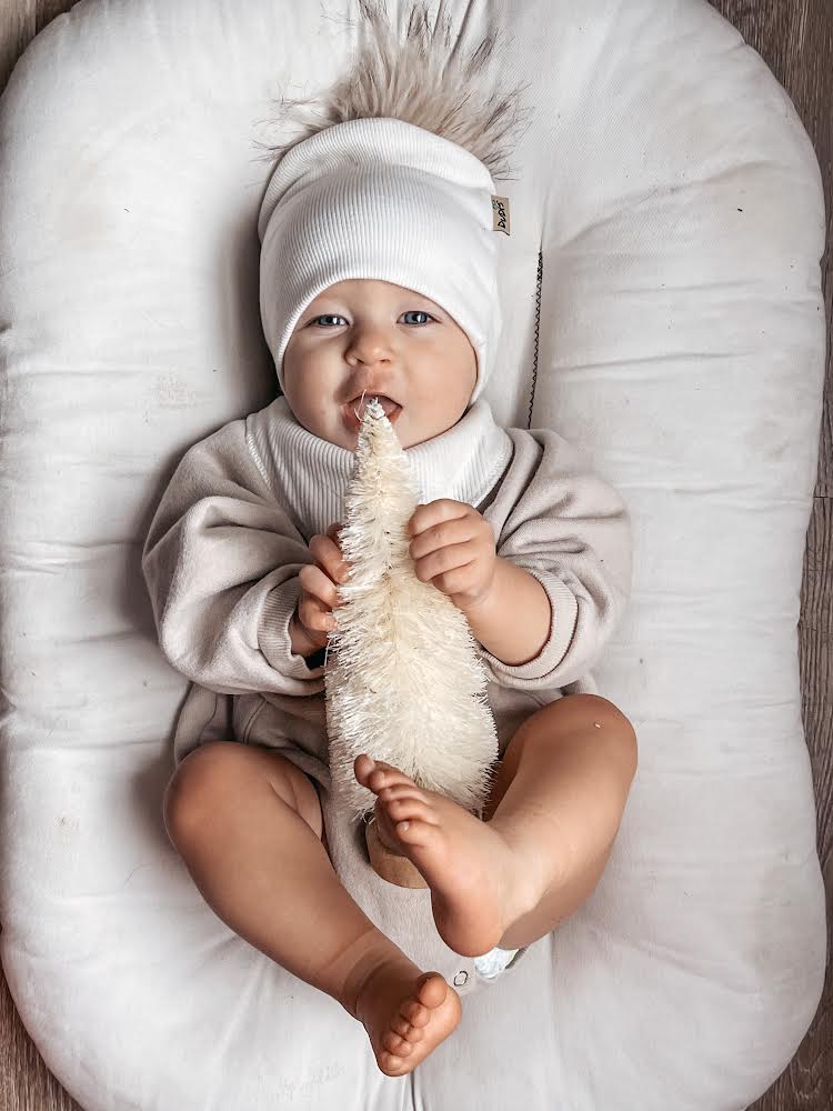 Cream Ribbed Faux Fur Pom Pom Hat and Infinity Scarf