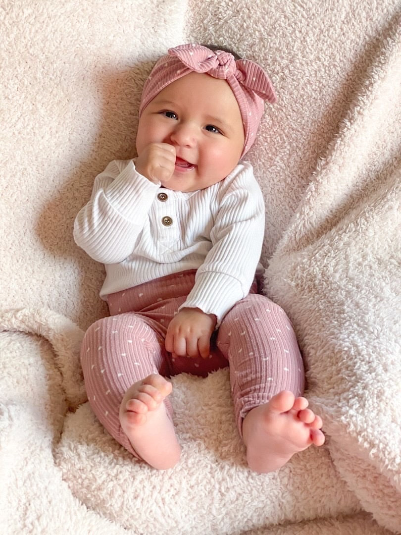 White Hearts on Dusty Rose Ribbed Leggings