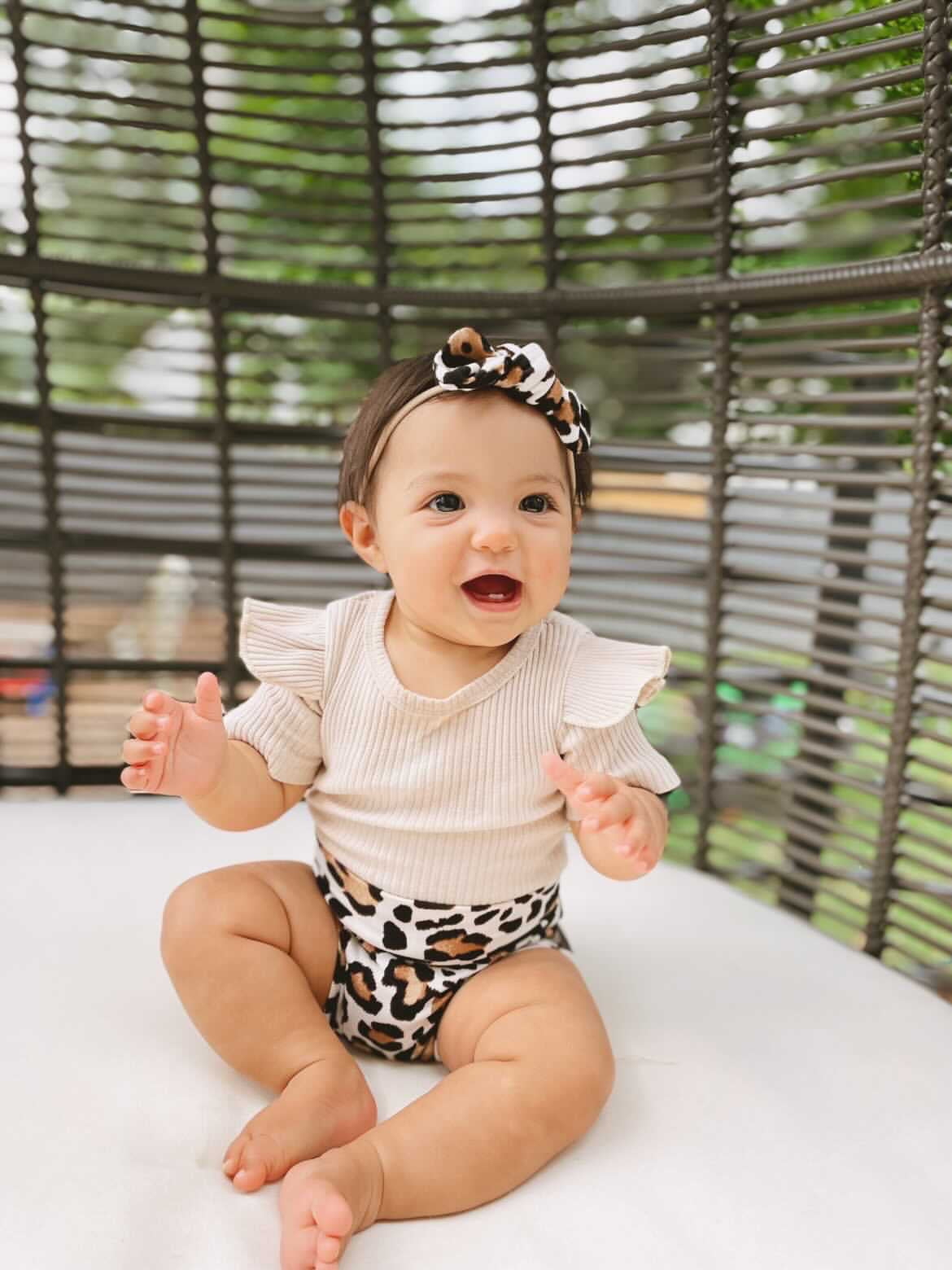 Baby Girl in Ivory Leopard Bummies