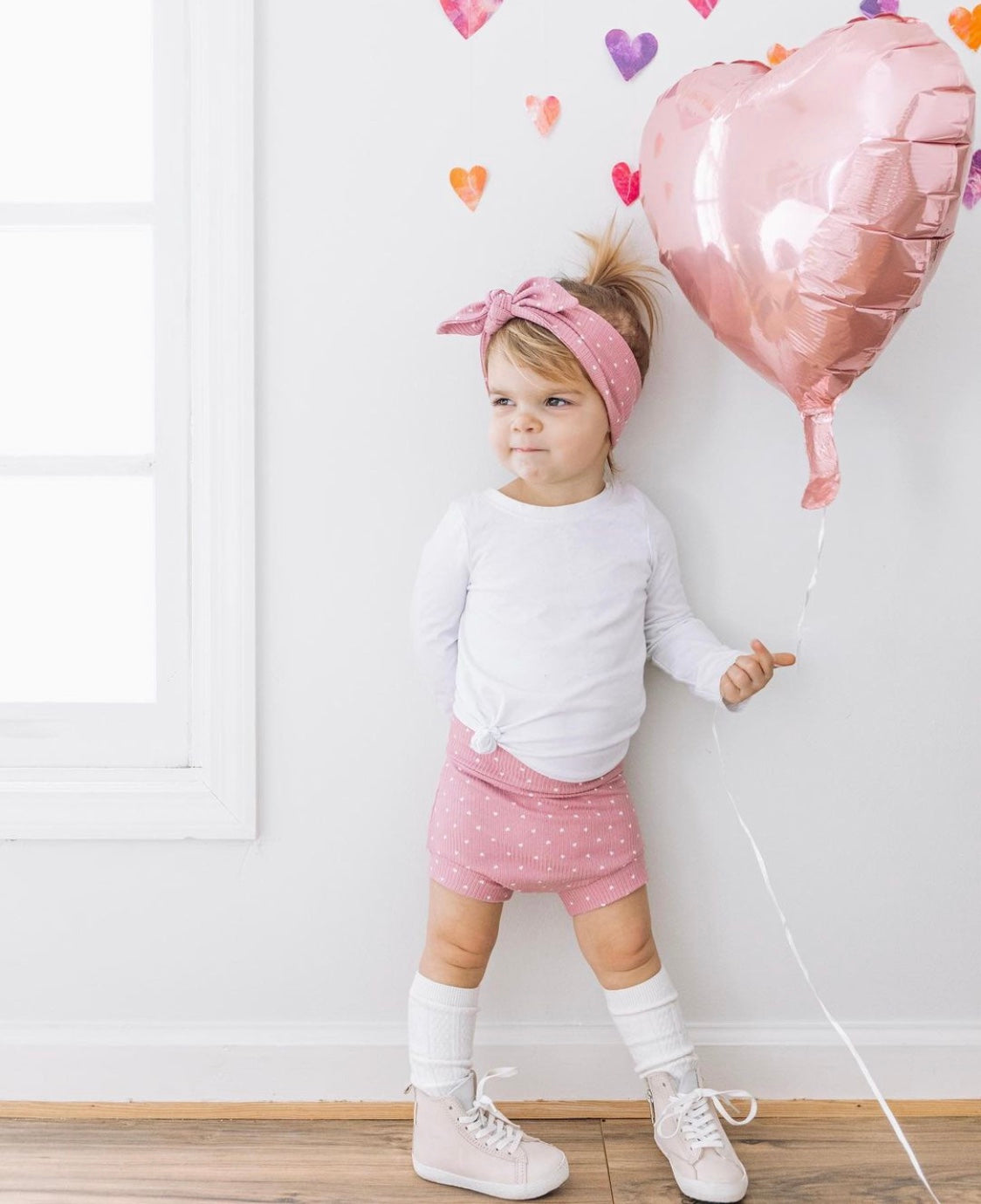 White Hearts on Dusty Rose Ribbed Bummies