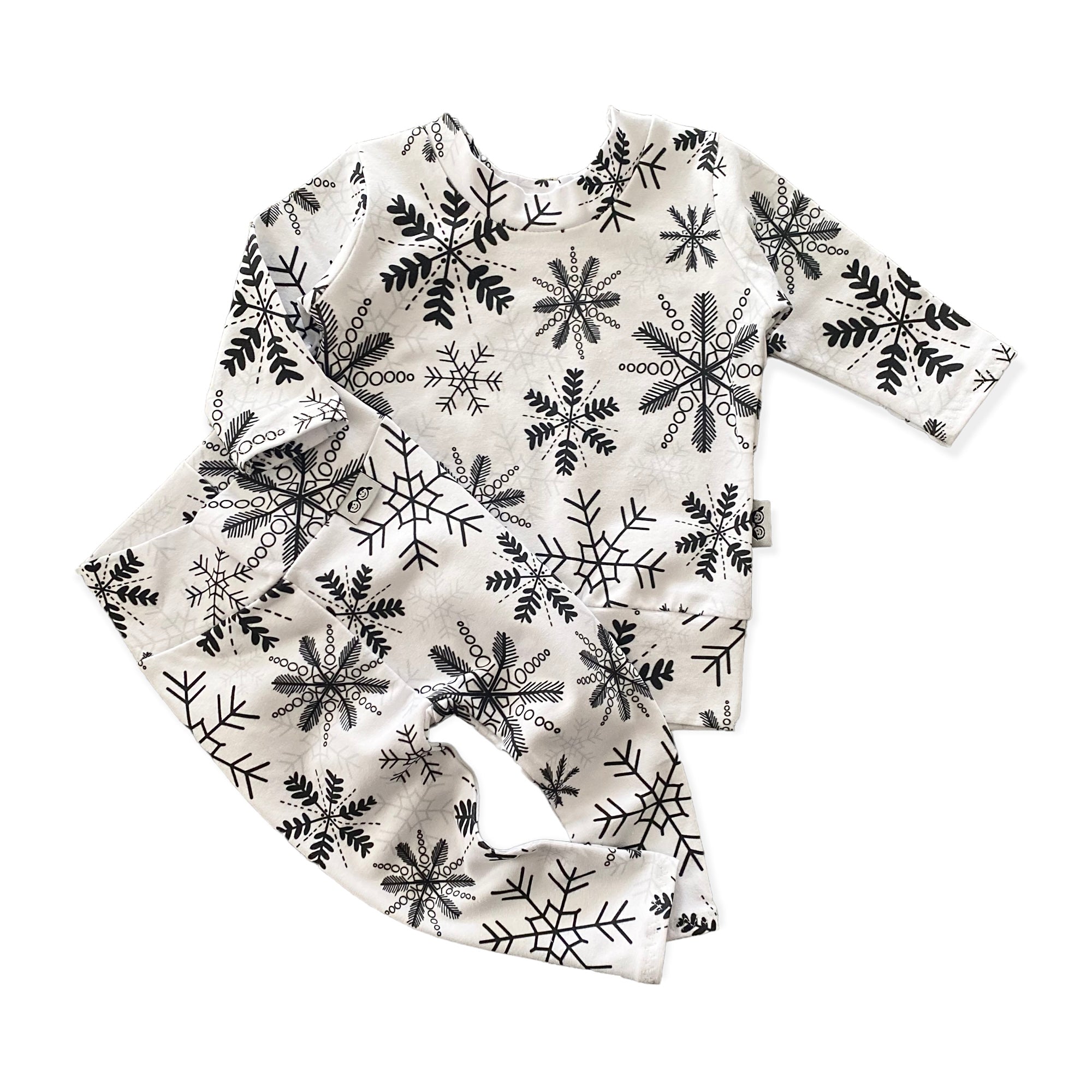 Snowflake Christmas Dudis Pullover