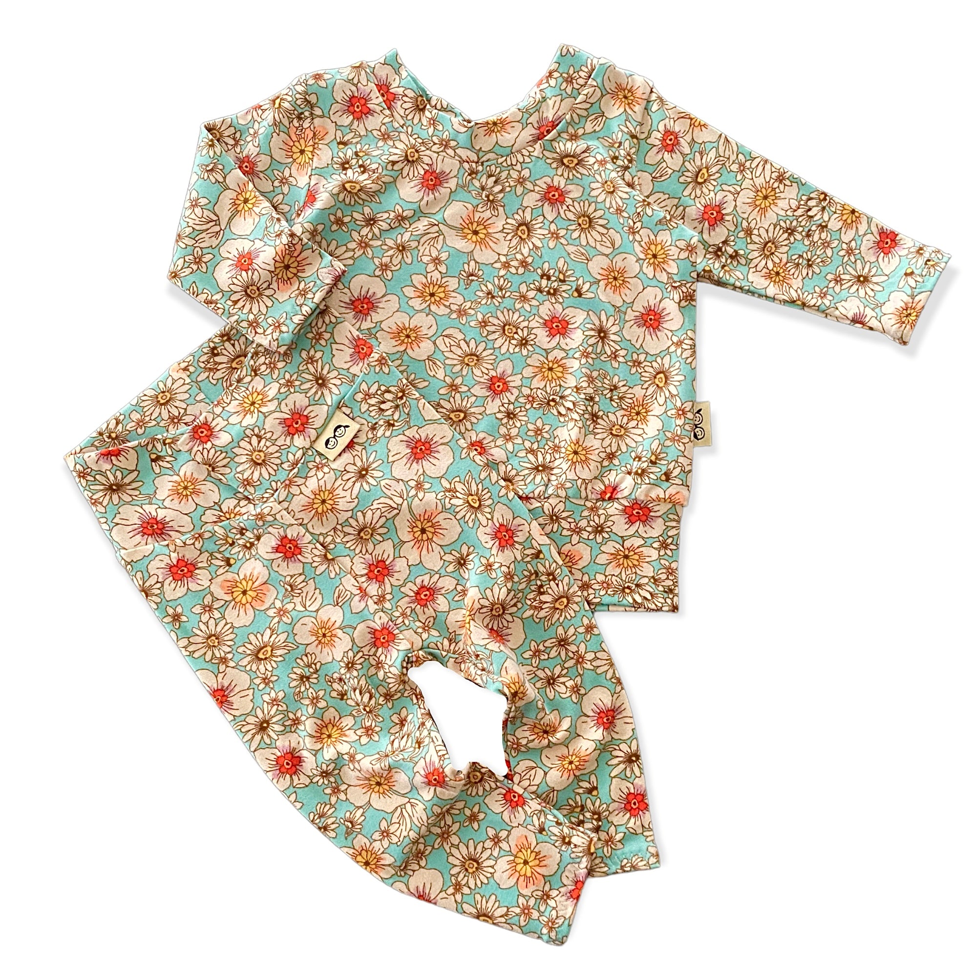 Vintage Flowers on Mint Lounge Set