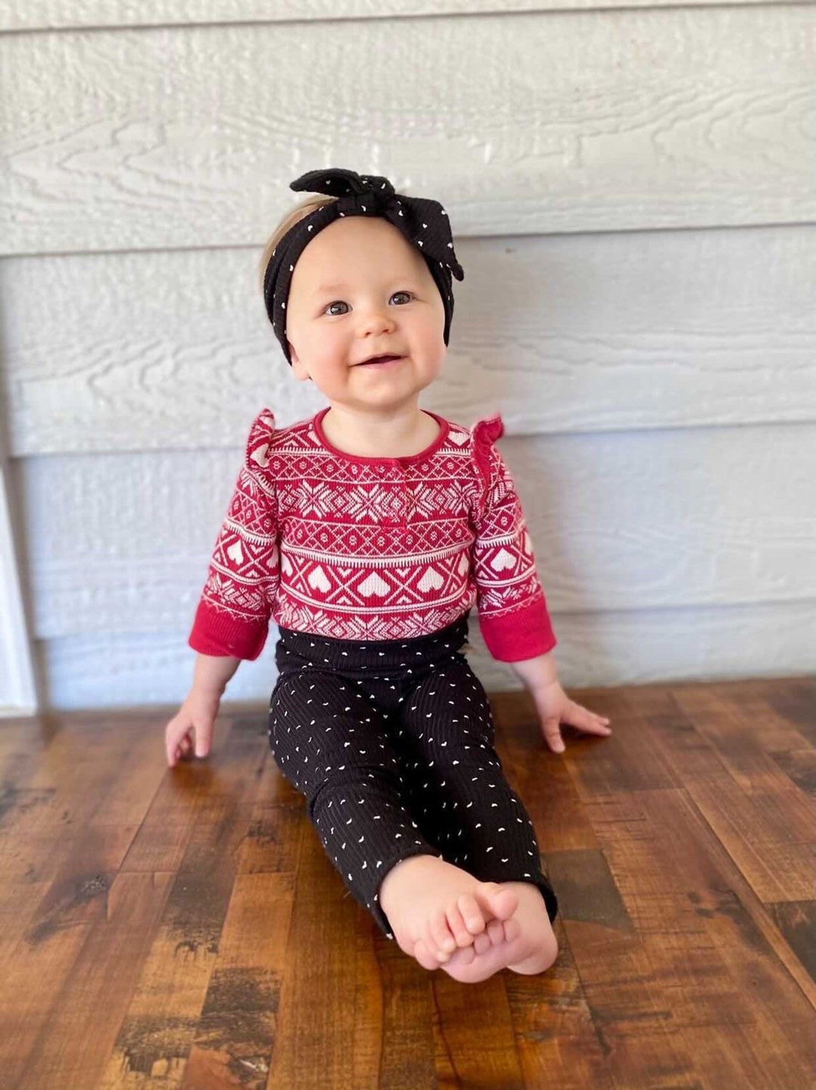 White Hearts on Black Ribbed Leggings