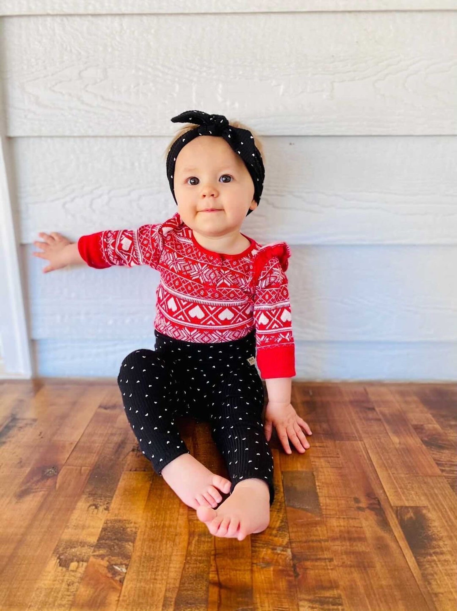 White Hearts on Black Ribbed Leggings