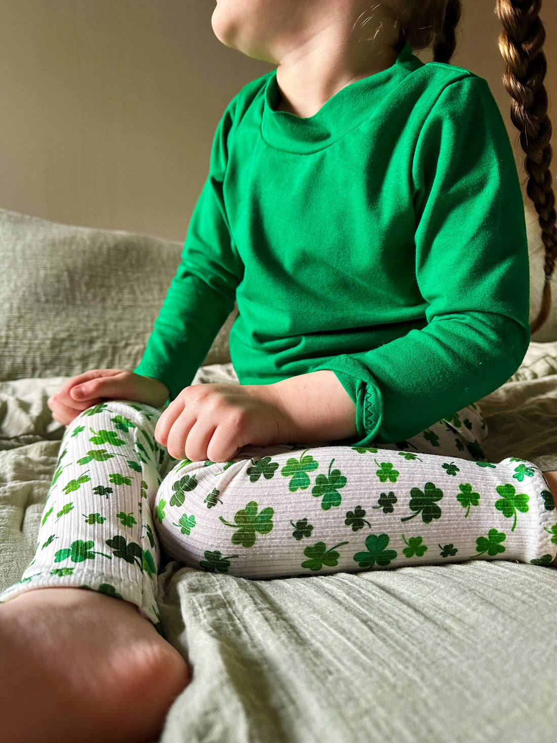 Green and Dainty Shamrocks Lounge Set