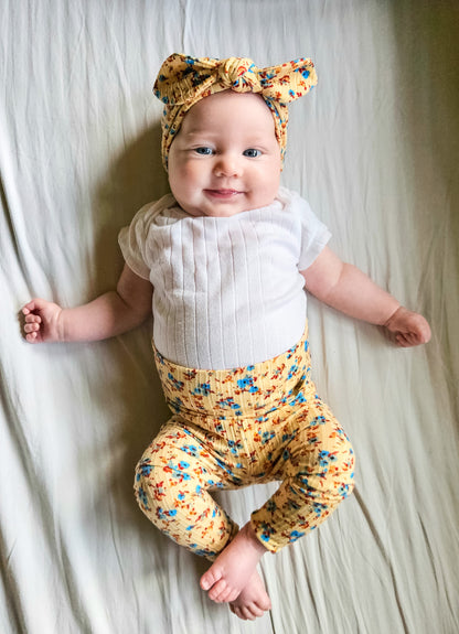 Dainty Floral on Yellow Ribbed Leggings