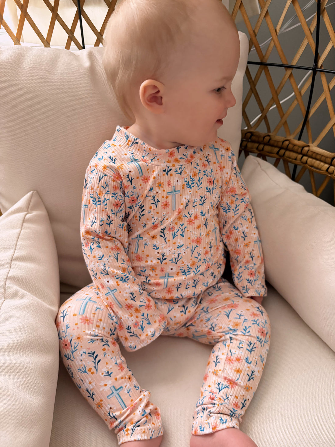 Wildflower Faith Ribbed Lounge Set