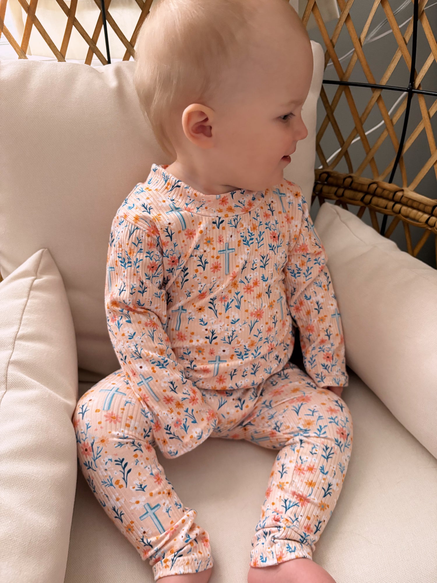 Wildflower Faith Ribbed Lounge Set