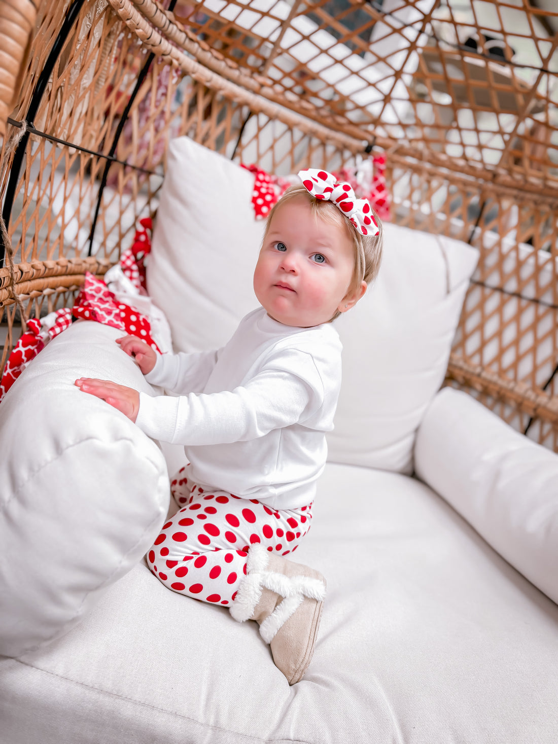 White Red Polka Dots Leggings