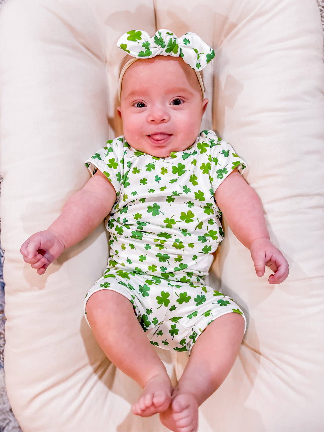 Dainty Shamrocks Biker Shorts Lounge Set