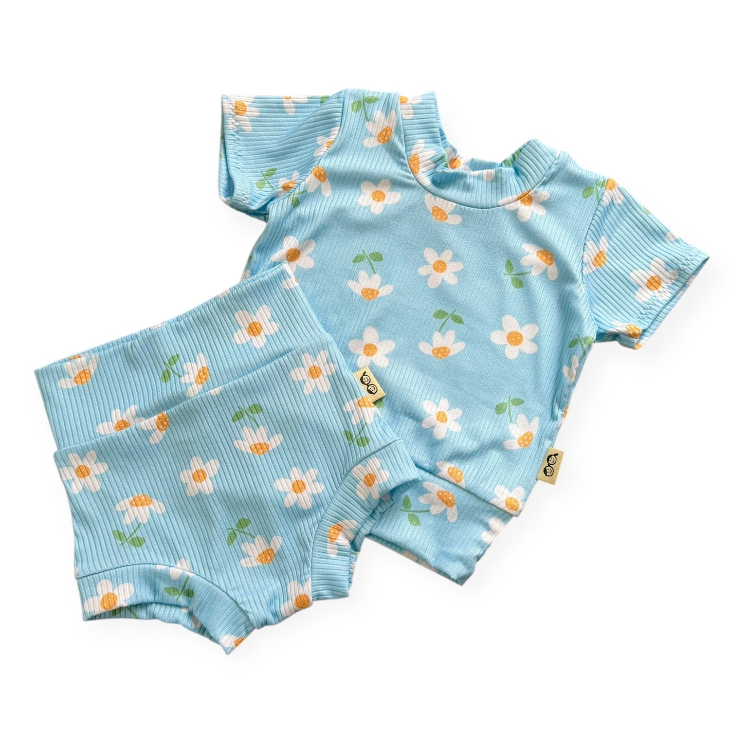 Blue Sky Daisies Ribbed Summer Lounge Set